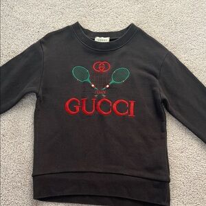 Gucci Kids Black Sweatshirt with Tennis Motif in size 6